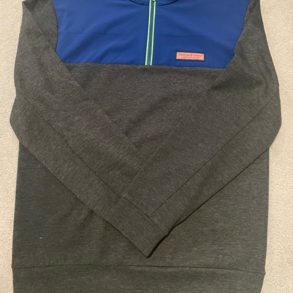 Vineyard Vines 3/4 Zip 
Adult Small
